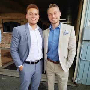 Meet your Posher, Zac